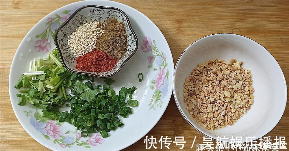 小猫|“麻辣香酥鸡”不用去买来吃，自己就可以做，味道不比买来的差