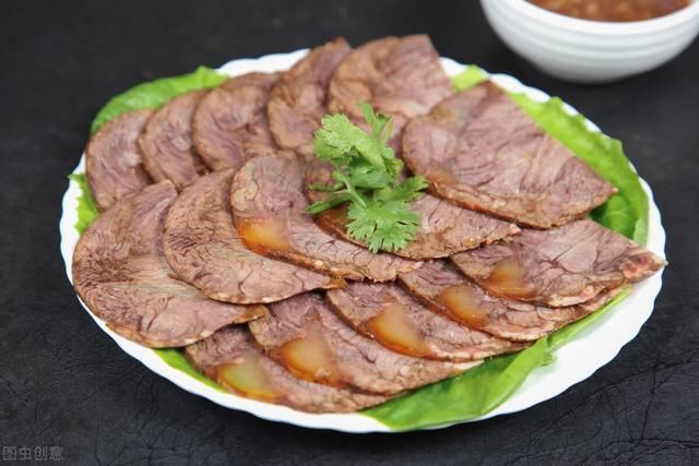 筋道|卤牛肉时，这4个步骤不能少，牛肉不腥不柴，软嫩筋道超入味