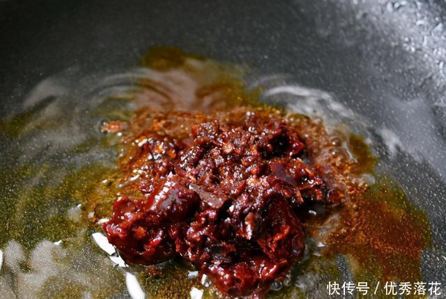 操作|超好吃的水煮牛肉做法,简单方便易操作,爱吃川菜的不要错过