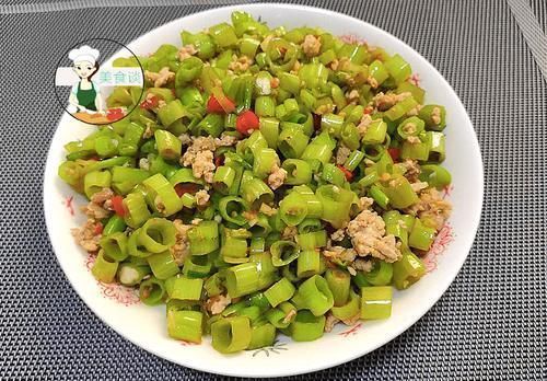 脆嫩|最通便的不是芹菜,而是它2块钱一斤,一周吃3次,润肠排黑宿便