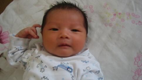 地方|宝宝出生时，这3个地方越丑，长大后颜值越高能占一条就偷笑吧