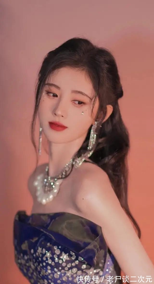 壁纸|食色72——美女壁纸中的恋爱小事