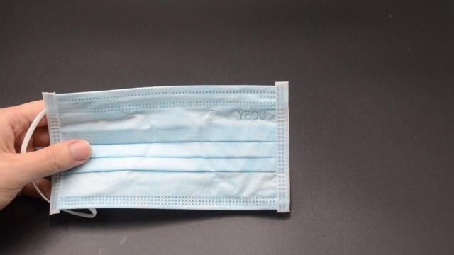一次性口罩用完别扔，里面这个小东西用途太棒了，一年省下不少钱