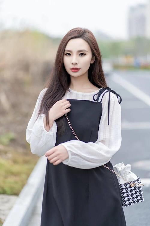 今春必穿这4条裙子 ！又美又撩，洋气哭了 ！