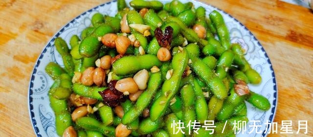 花生仁|煮毛豆时，万万不可直接下锅煮，多加这1步，毛豆入味翠绿不发黄！