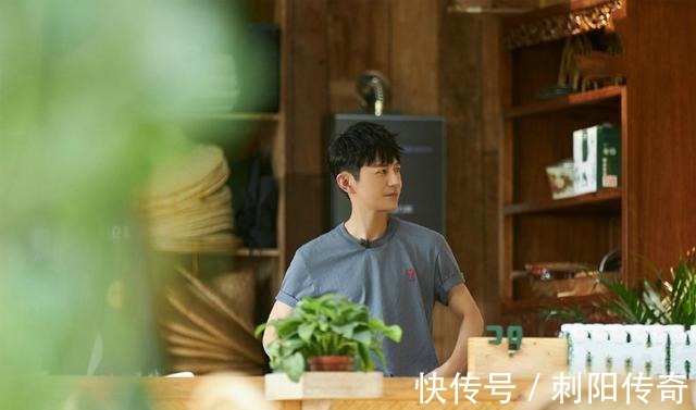 黄磊|《向往的生活》一根玉米见人品,何炅的美好,对所有人,包括农民