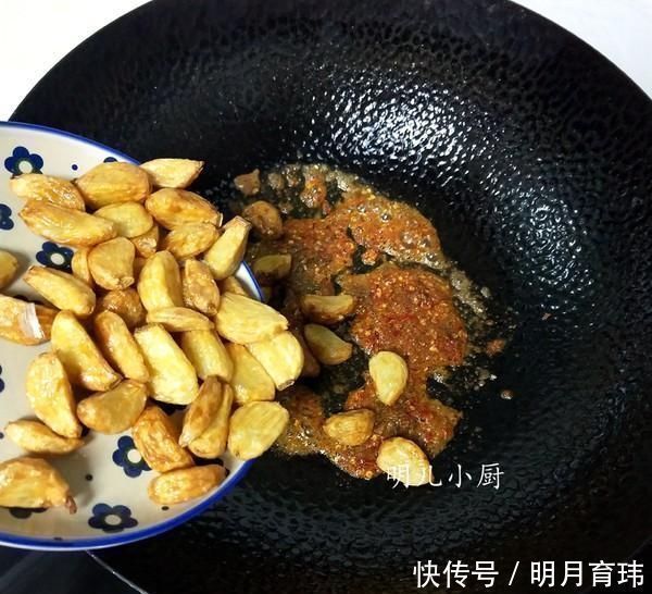 成熟度|大蒜放久了怕长芽？教你一招，即使放半年，都像刚买的，快收藏！