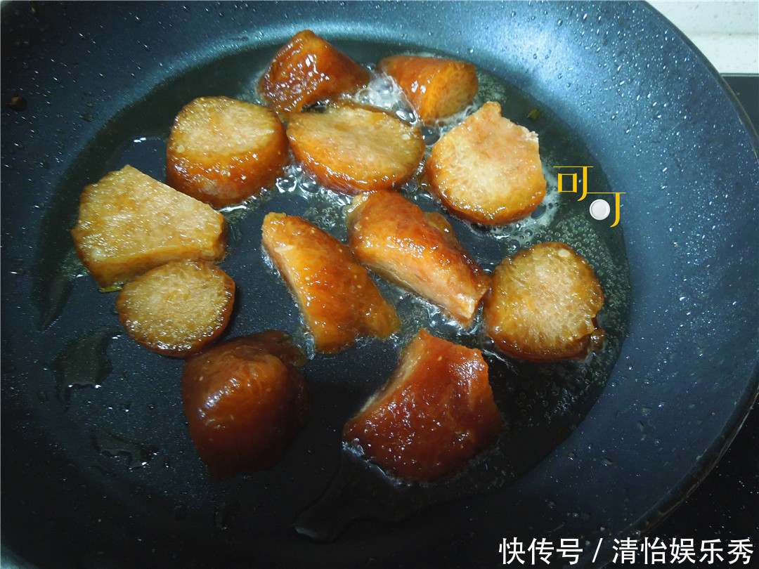 根葱|家里的粽子别再蘸糖吃了,换个吃法,2只鸡蛋1根葱,煎一煎太香了