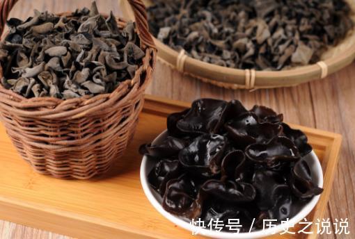 吃黑木耳后,你短期内不能碰此物,许多人不知道,值得和家人分享