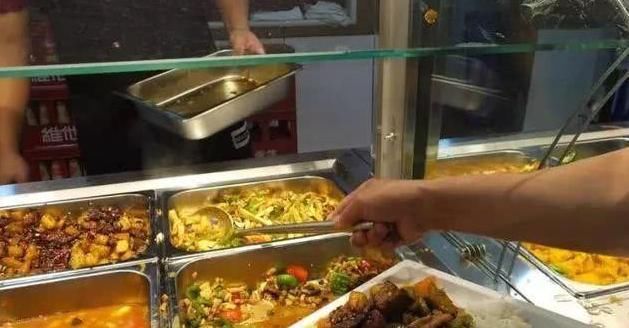 过分|10元自助餐老板太“傲娇”,对顾客提“过分”要求,生意却好到爆