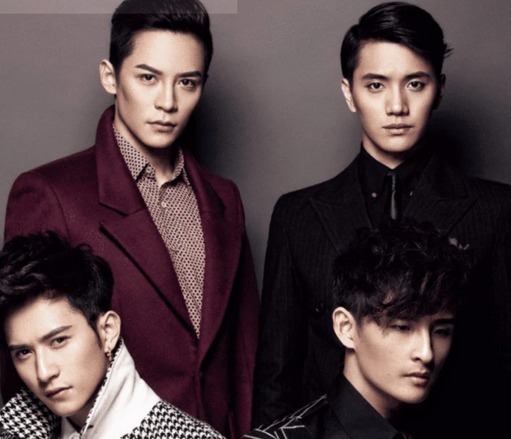 天天向上的小五,临走时不顾一切跪接汪涵的银行卡离开,现状如何