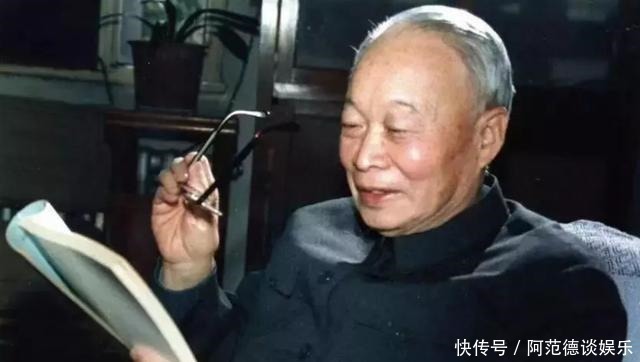 绰号|儿子被同学取绰号,父亲知道后将绰号改成真名,如今此名家喻户晓