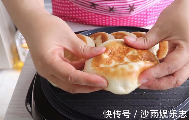 发面饼最好吃的家常做法，蓬松柔软又香甜，比馅饼好吃多了