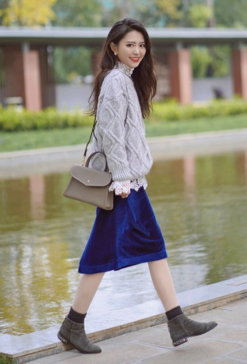 小姐姐|30+女人出门记得穿毛衣,学潮人这样搭,满足显瘦显高需求!