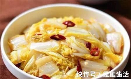 大厨|醋溜白菜,白菜直接下锅就错了,难怪不好吃,大厨这样做才对