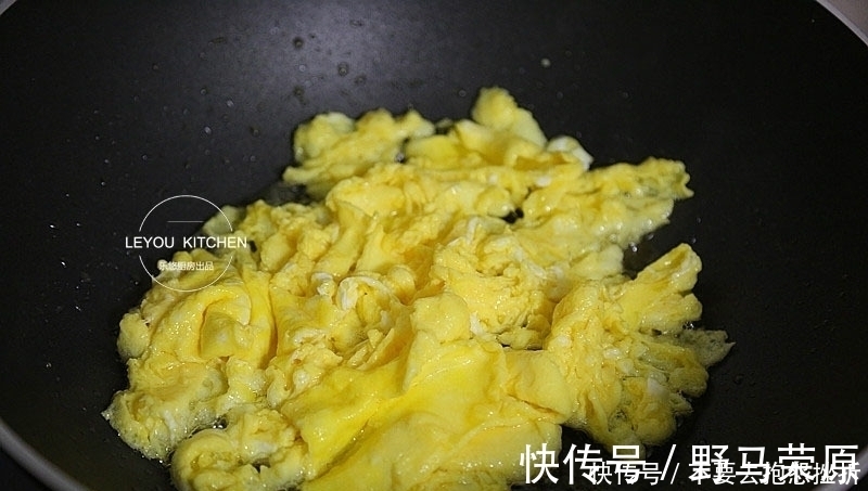 好吃|炒一盘西葫芦出少半盘汤？掌握3点，入味好吃，还不易出汤