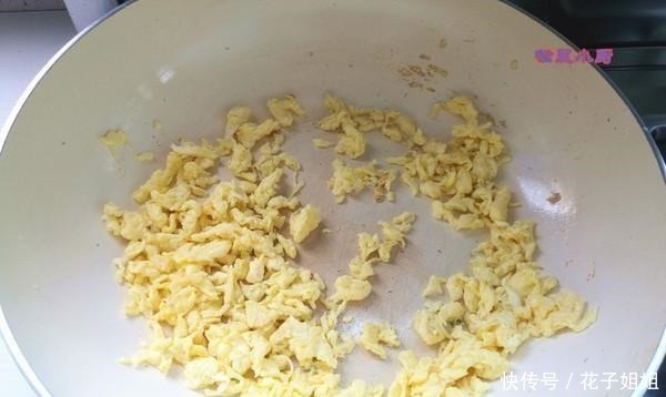 不要总是把这种调味料放在饺子馅里，很多人用错了