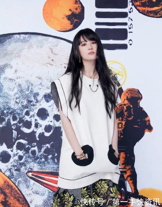 LV宣传大PK!刘亦菲张柏芝淡妆下都是盛世