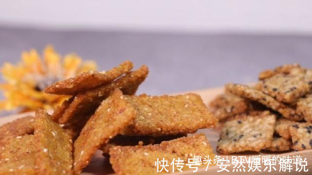 一搅一炸就搞定，5分钟在家做锅巴！酥香可口嘎嘣脆，口味任你选