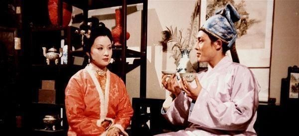 不满|贾府2对夫妻的悄悄话,透露他们喜欢林黛玉,对薛宝钗心存不满