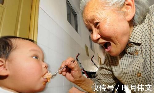 婴幼儿|孩子啥时候可以开始吃盐?是否越晚越好?儿科医生:家长都做错了