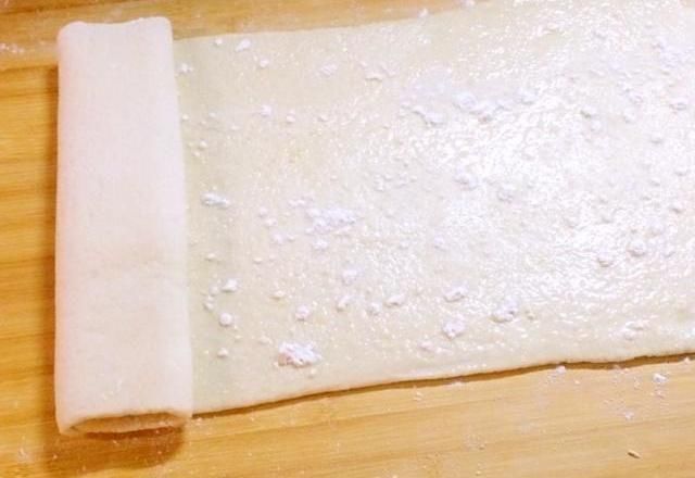 面团|比馒头还好吃的椒盐蒸馍,记住这几步,蒸出的馍层次多凉了也不硬