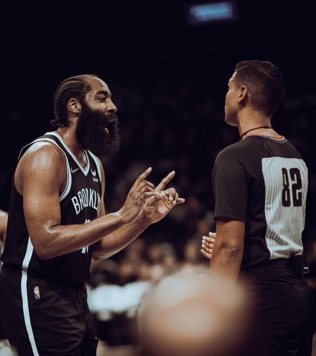 纳什|罚球数生涯最差,哈登直言被污名,数据显示胡子的确被照顾!