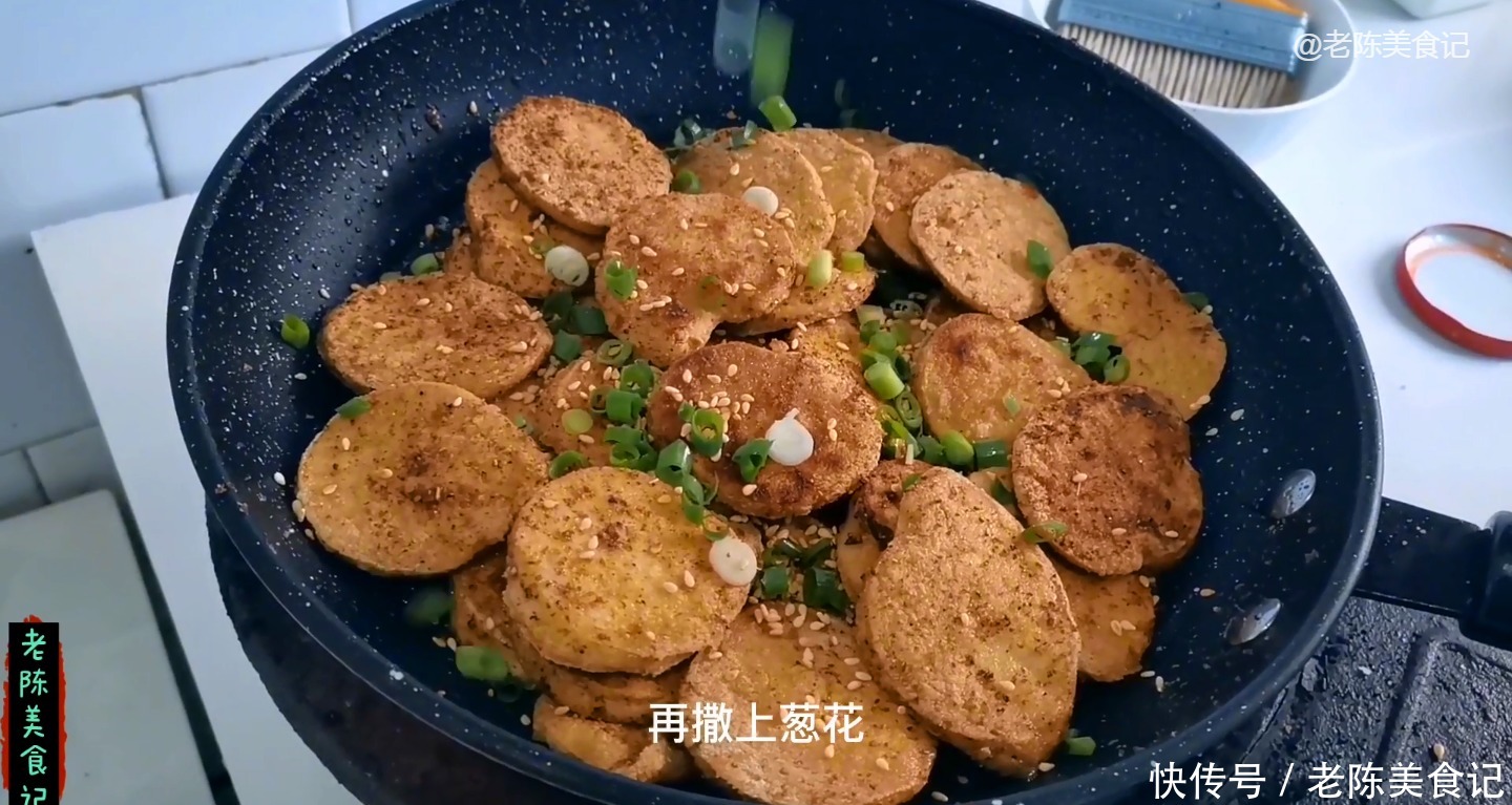 老陈美食:教你素鸡做出烧烤味,香辣入味超好吃,孩子们的最爱
