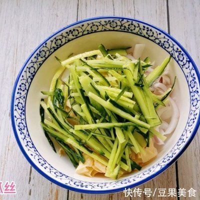 杀菌|减肥也能吃洋葱拌豆皮，不信？看这里