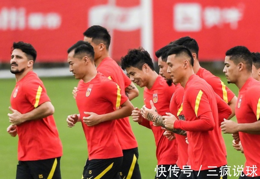 蒋光太|突发!国足当红王牌国脚确诊,李霄鹏决战日本生死战痛失主力核心