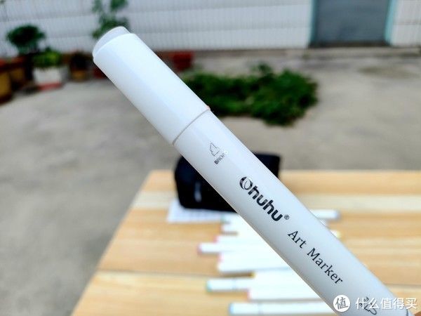 笔杆|科技数码 篇三百五十六:圆角笔杆,握感舒适,鲜艳与时尚它都有,ohuhu 40色马克笔体验