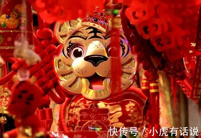 影视剧|现在的过年还是过年吗?越来越冷淡,一切向“钱”看!