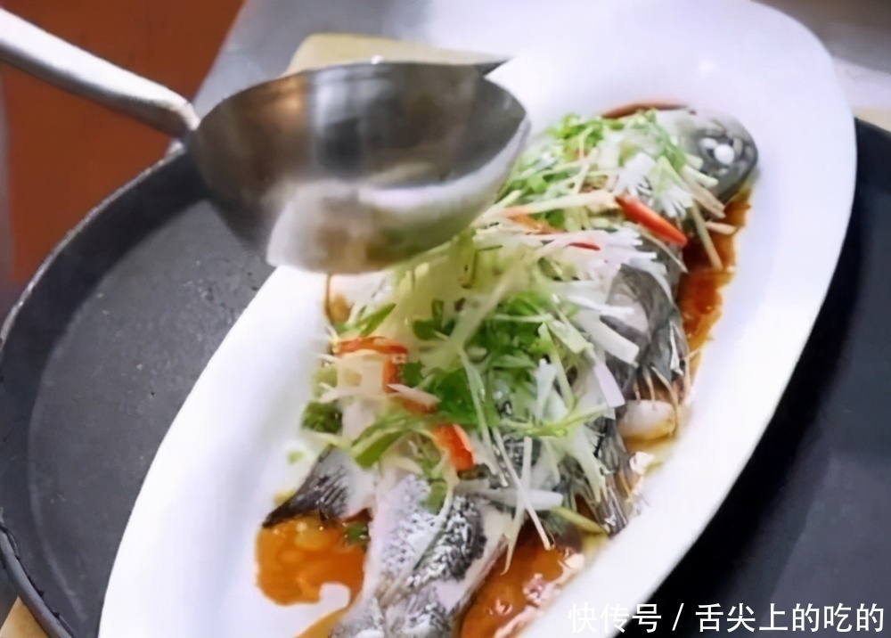 鱼肉|不管蒸什么鱼,不用抹盐,只要多加“这1步”,又香又嫩又不腥