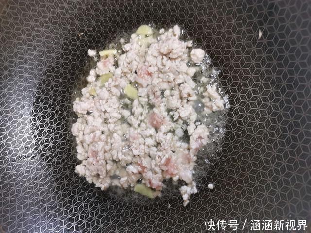  豆腐|此个简单的食材，却能做出不一样的美味，重要的是家人爱吃又下饭