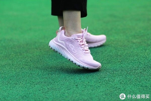 咕咚|我的跑步装备 咕咚10K悦弹跑鞋