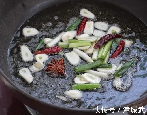 入冬后不吃肉也要吃它!蛋白质是牛奶的13倍,嫩滑筋道上桌抢着吃