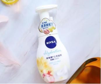 曾经火遍时尚圈的“泰国洗面奶”，来看看测评结果怎样呢