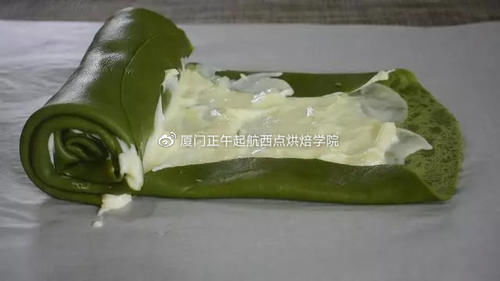 2分钟教你做毛巾卷蛋糕,做法简单,不用烤箱,看完不会的找我