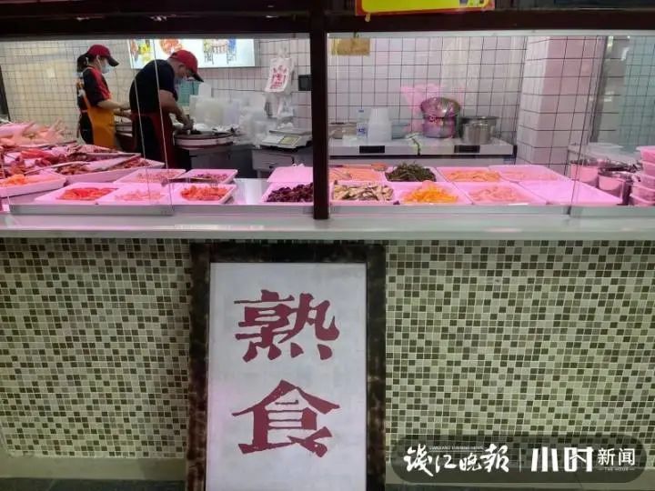 成龙大哥|小年轻都跑来打卡!这家新菜场玩“穿越”,现场细节亮了