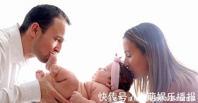 孩子|“妈妈，我想吃草莓”，两位妈妈的做法，让孩子的人生截然不同