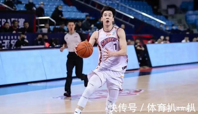 广东宏远|噩耗!上海男篮意外损一大将,郭昊文膝盖受伤,PK广东悬念升级