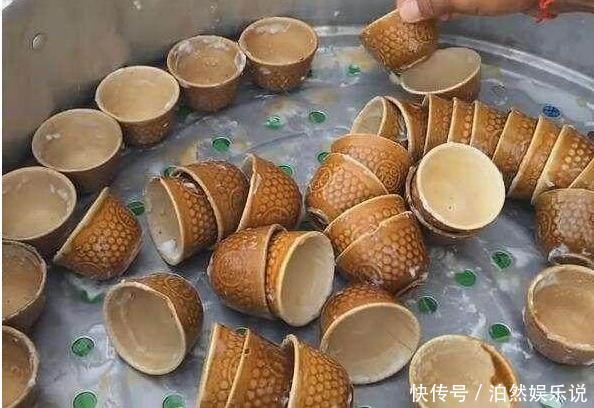 小伙|小伙辞职摆地摊,12元1个的“茶杯小吃”,收入是工资的几倍