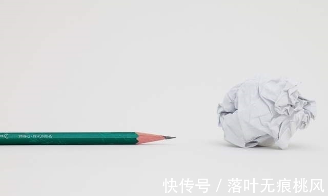 宇航员们@太空写字曾是世界难题,美国花百万研制,中国毛笔太空为何能用