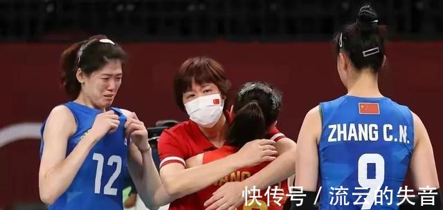 李盈莹|蔡斌迎来大难题！中国女排的李盈莹、张常宁谁来打主力接应