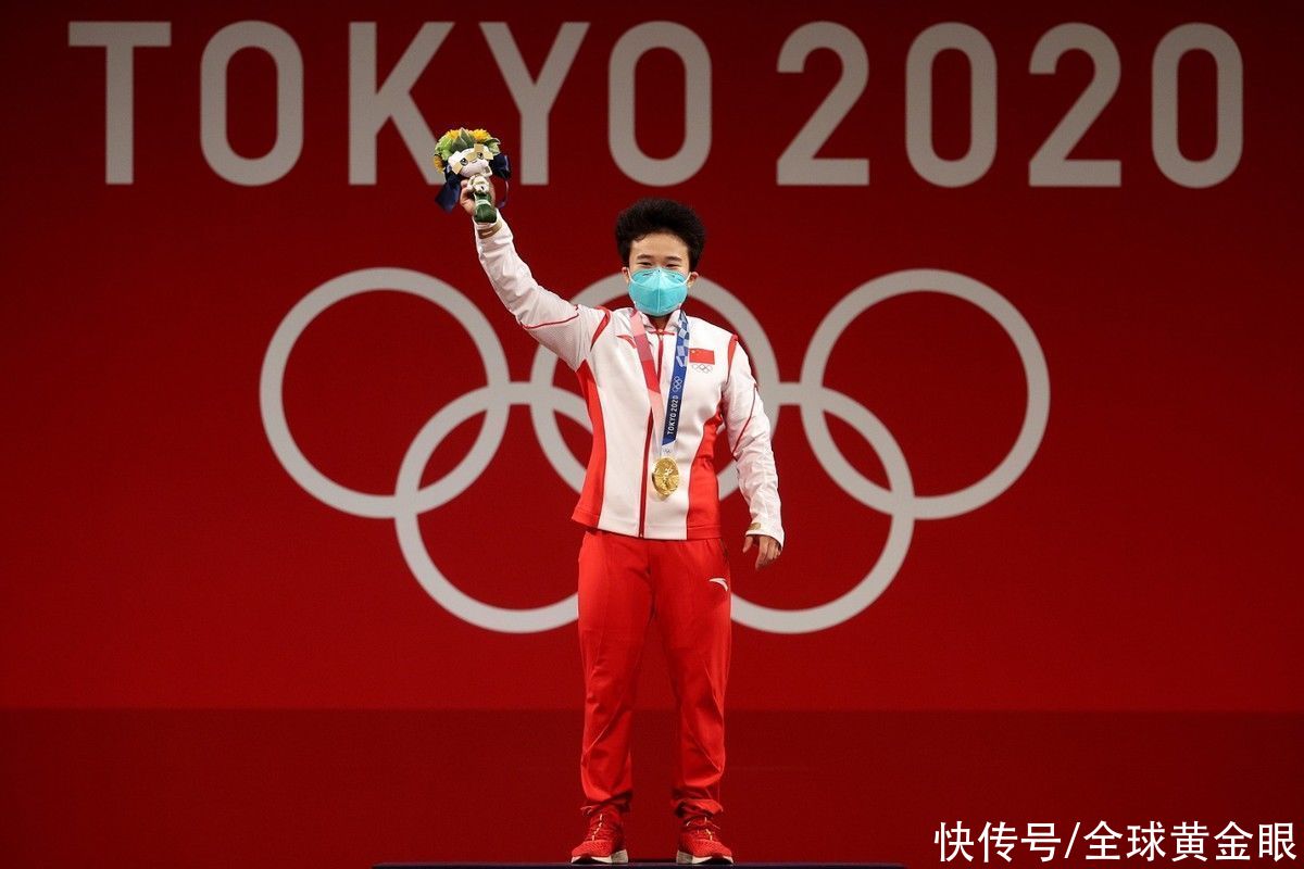 国产品牌|冠军龙服在身 东京奥运会金牌在手