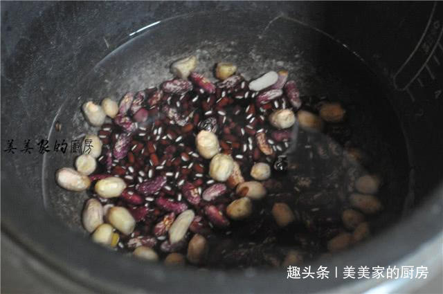 做法|自从学会面包此做法,我家一周做一次,蓬松柔软还拉丝,太好吃了