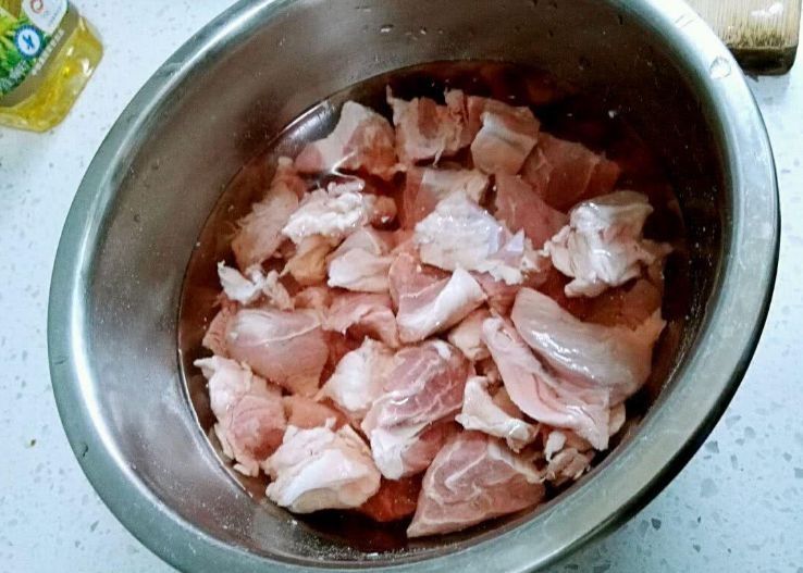 做红烧牛肉,牢记“3窍门放3样”,牛肉软烂好嚼,味道香浓