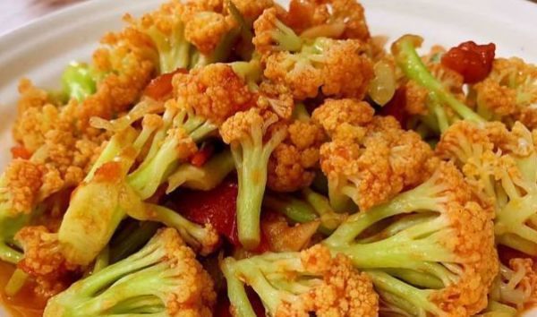 花菜|给饭桌上多加一道蔬菜,美白护肤,清肠排毒能减肥,吃多也不会胖