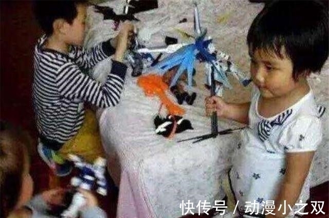 受害者|“亲戚一场你计较啥”,熊孩子掰断 20万手办,受害者的处理太解气