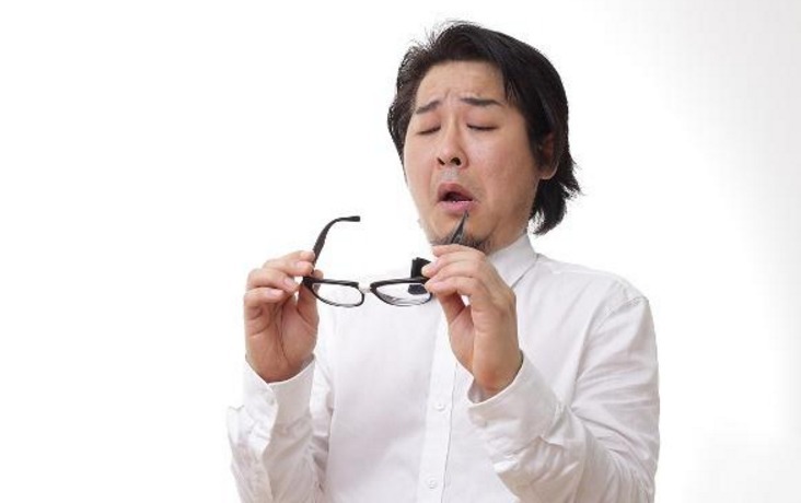 突发性|脑供血不足,脸上一般会有3种表现,若你1个不占,血管还算健康